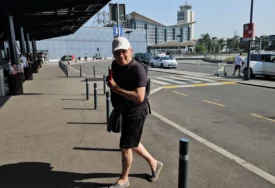 "NAŠEG MALOG ZLATKA SAHRANILI SMO U NIKŠIĆU" Čuveni pjevač izgubio sina kada je imao samo tri i po mjeseca