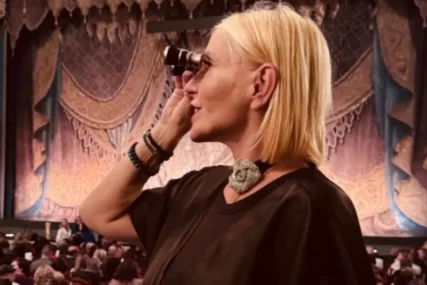 (FOTO) ANA DIVAC U RUSIJI Oglasila se iz Sankt Peterburga, pokazala kako se provodi u SUVOM RASKOŠU
