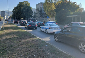 (FOTO) Kolaps u saobraćaju kod Rebrovca: Udes izazvao velike gužve, kolone vozila prema Audi servisu
