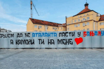 EUFORIJA DRMA GRAD NA VRBASU Poruka u centru Banjaluke zbog dolaska Atalante postala hit