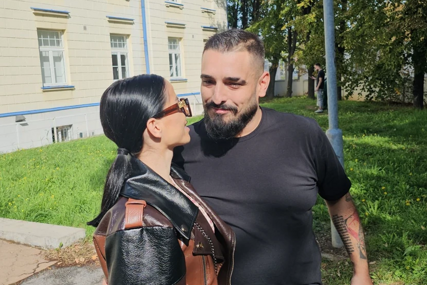 (FOTO) Kćerka Darka Lazića i Kaće već zasukala rukave: Srna pomaže mami u bašti na imanju, prizor među kupusom raznježio sve