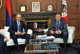 (FOTO) Dodik se sastao s Macutom „Jačamo bratske odnose i SARADNJU u svim oblastima“