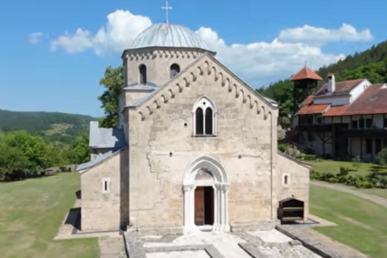 Vjernici će do 6. oktobra moći da im se poklone: Mošti majke Svetog Save prvi put iznesene iz Studenice nakon osam vijekova