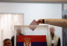 Još sat vremena do zatvaranja birališta: Evo kolika je izlaznost na izborima u Srbiji do 19 časova