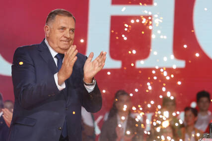 milorad dodik lider snsd - a
