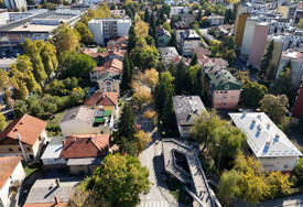 (FOTO) POBUNA U CENTRU BANJALUKE Zbog 6 novih zgrada na malom prostoru stanari traže odgovore