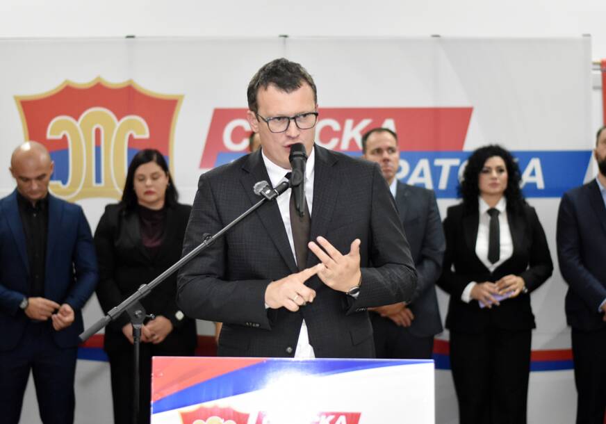 (FOTO) Božović u Tesliću „Vraćamo PRAVDU u Republiku Srpsku“
