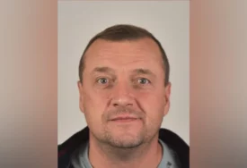 (FOTO) Obećao im dobru platu, a dočekao ih pakao: Policija traga za osumnjičenim za trgovinu ljudima u Sloveniji