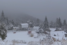 (VIDEO) Stigao prvi snijeg: Poznati ski-centar i planinski vrhovi već pod bijelim pokrivačem