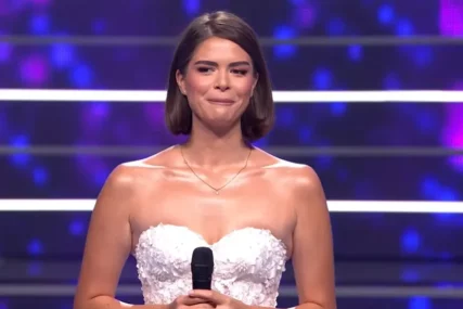 (VIDEO, FOTO) "Nekad snajka, sad takmičarka, šta ima veze" Sofija Dacić ponovo u "Zvezdama Granda", glas bivšeg svekra presudio za prolazak