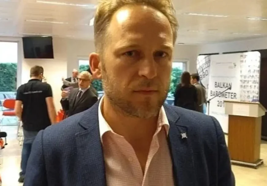 GUBITNIK DANA Vedran Džihić